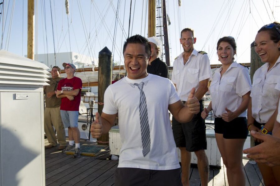 Key West: Sunset Dinner Cruise with Open Bar & Live Music - Timing the meal around the sunset