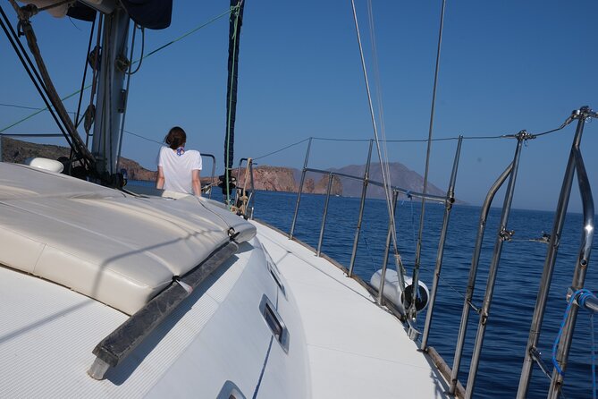 Kleftiko Poliegos and Round Trip Of Milos Island Lunch & Open bar - Breakfast, lunch, fruit, and drinks are part of the value