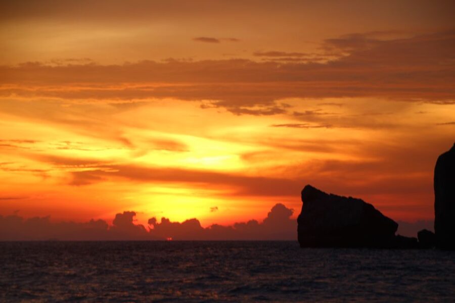 Koh Phi Phi: Captain Bob's Private Booze Cruise - A private party boat with Koh Phi Phi’s greatest hits