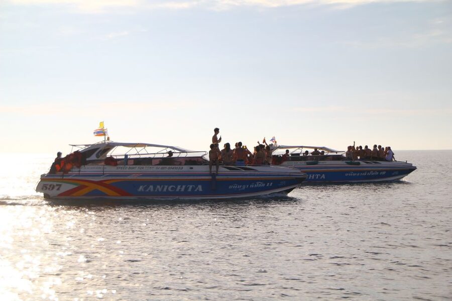 Koh Phi Phi: Captain Bob's Private Booze Cruise - Food, drinks, and what is actually included