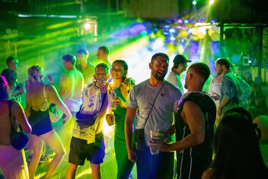 Krabi Pub Crawl - Join Nomads For The Best Night in Ao Nang! - Key points at a glance