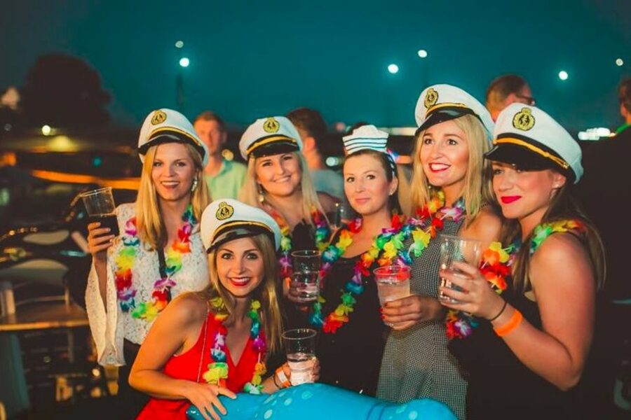 Krakow: Boat Party with Unlimited Drinks - Key points before you book