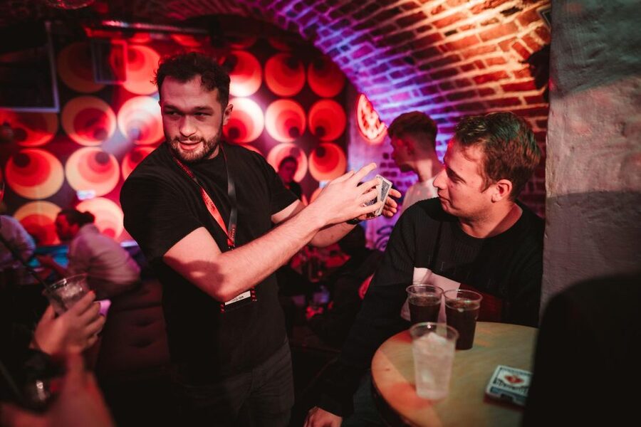 Krakow: Pub Crawl with 1 Hour of Unlimited Alcoholic Drinks - Key points before you book
