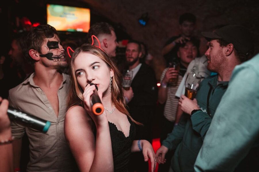Krakow: Pub Crawl with 1 Hour of Unlimited Alcoholic Drinks - Should you book the Krakow pub crawl?