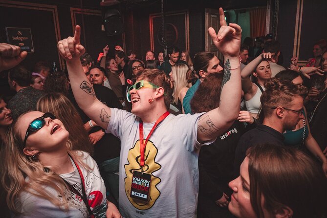 Krakow Pub Crawl with Free Alcohol & Karoake +4 Clubs/Bars - Key points at a glance