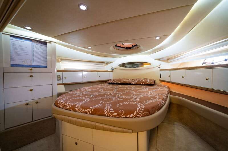 La Crucecita: Private Yacht Cruise in Huatulco with Drinks - Drinks, comfort, and what to pack