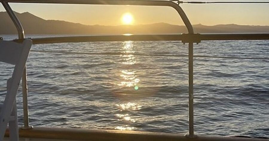 Lake Tahoe: Scenic Sunset Cruise with Drinks and Snacks - Why a sunset cruise works so well on Lake Tahoe