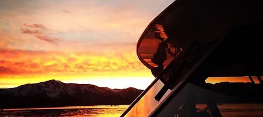Lake Tahoe: Scenic Sunset Cruise with Drinks and Snacks - Finding your best place on the yacht