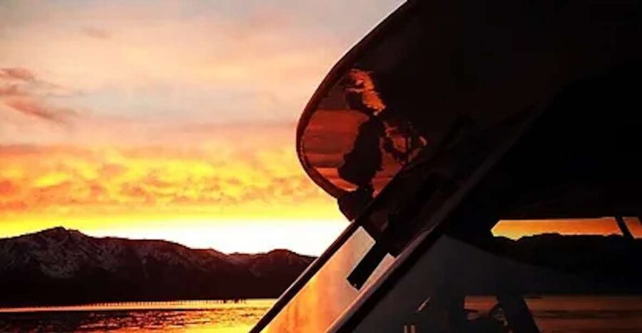 Lake Tahoe: Scenic Sunset Cruise with Drinks and Snacks - Boarding at Tahoe Keys Marina and Yacht Club