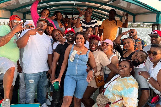 Lake Travis Party Boat and Swimming - Value for a shared Lake Travis outing
