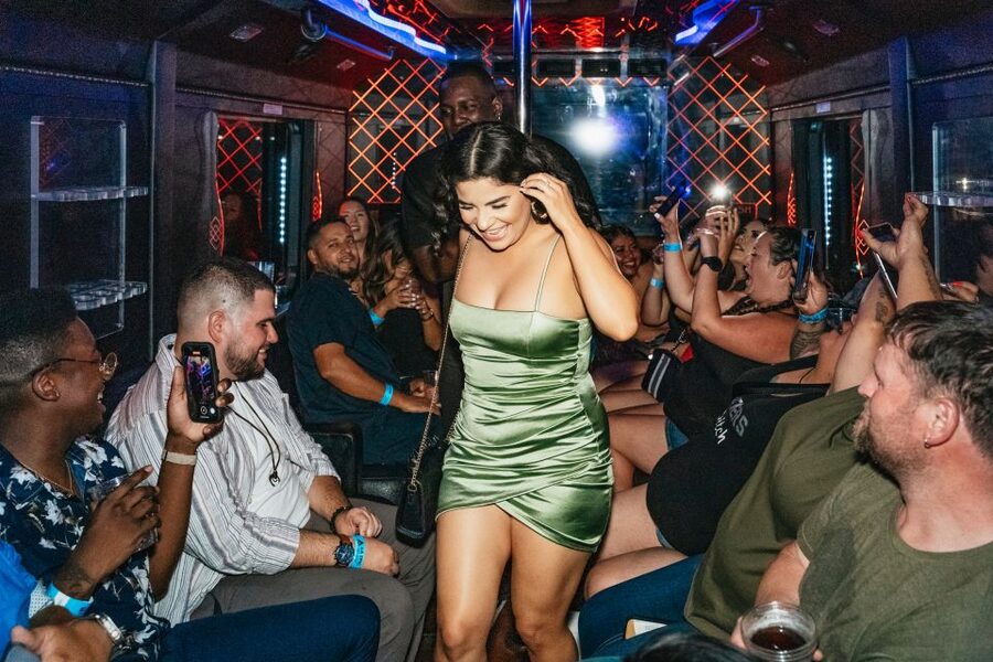 Las Vegas: Club Crawl and Party Bus with Free Drinks - What the $85 Crawl Actually Buys You