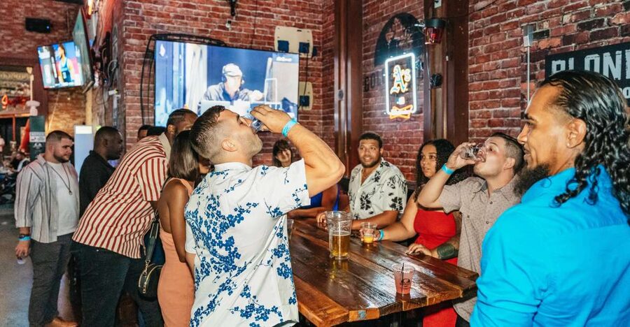 Las Vegas: Club Crawl and Party Bus with Free Drinks - Stop Two: More Music, More Choices, More Waiting