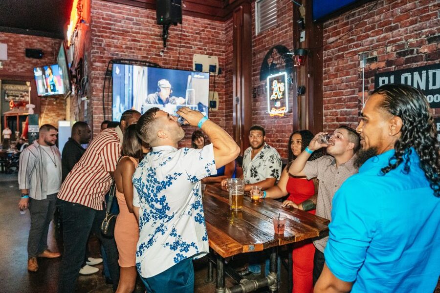 Las Vegas: Club Crawl and Party Bus with Free Drinks - Stop One: Check-In, Icebreakers, and Drink Specials