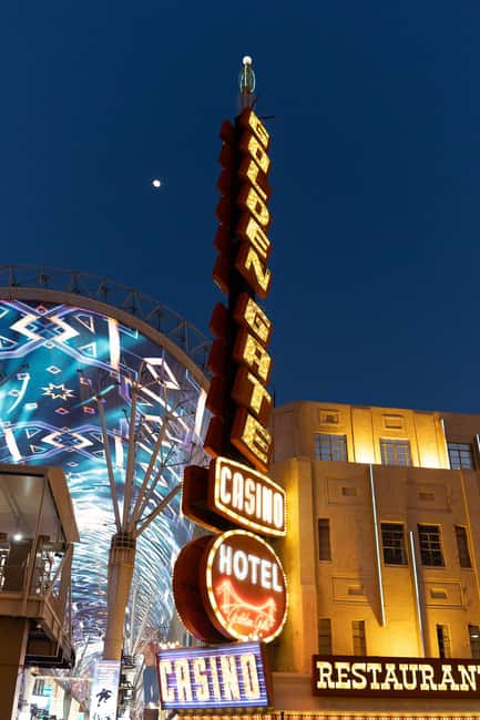 Las Vegas: Fremont Cocktail Crawl & Guided Walking Tour - The Downtown Grand and its quieter bar stop