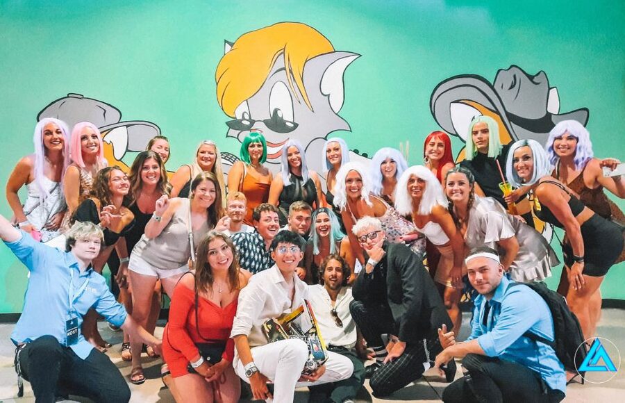 Las Vegas Fremont Street Bar Crawl (party bus add-on option) - Key points to know before booking