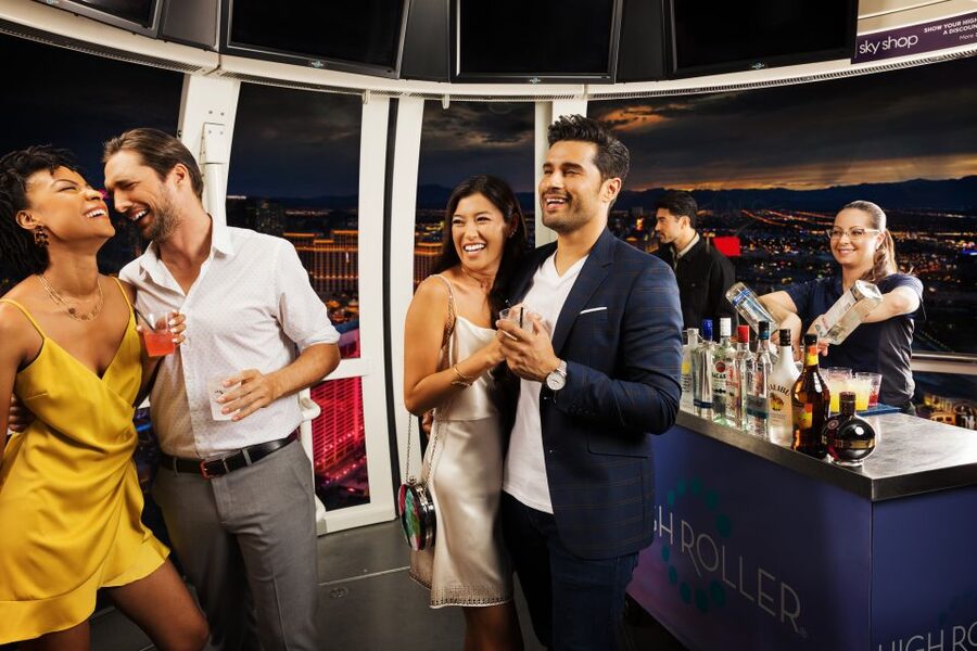 Las Vegas: High Roller Entry Ticket with In-Cabin Open Bar - Thirty minutes above the Strip