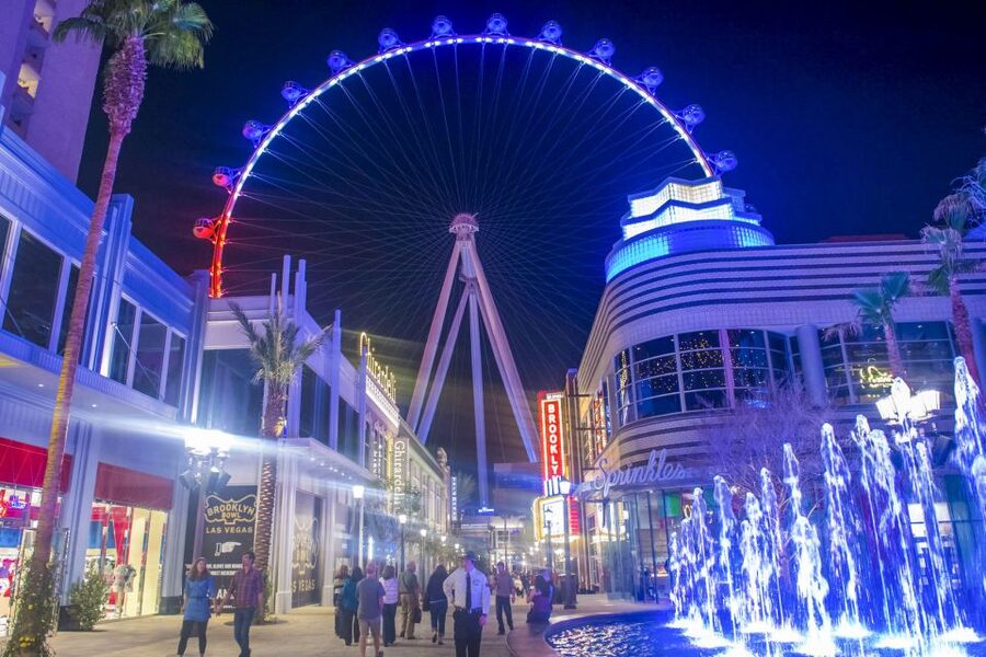 Las Vegas: High Roller Entry Ticket with In-Cabin Open Bar - Choosing daytime, sunset, or nighttime