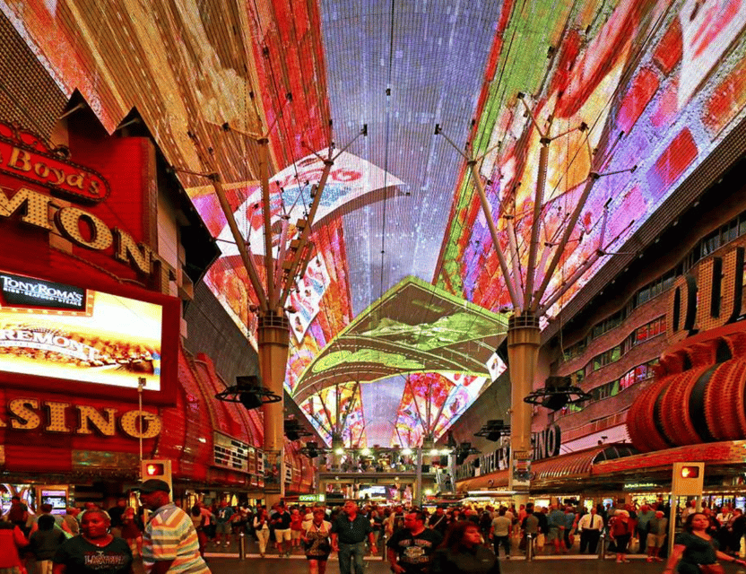 Las Vegas: Mobsters, Casinos, and Speakeasy Bar Crawl - Walking, weather, and group comfort