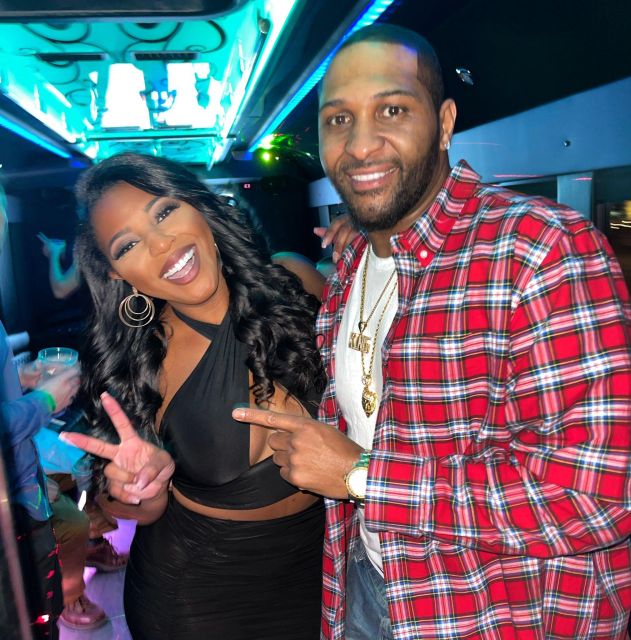 Las Vegas: Nightclub and Bar Crawl with Party Bus and Drinks - The party bus is the social center