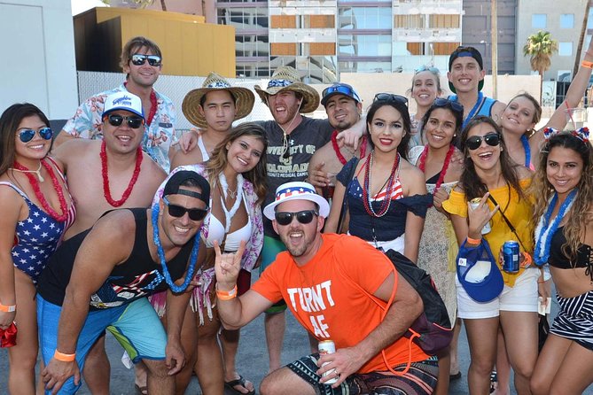 Las Vegas Nightclub or Pool Party Crawl with Luxury Party Bus - What the $99 Las Vegas crawl actually includes
