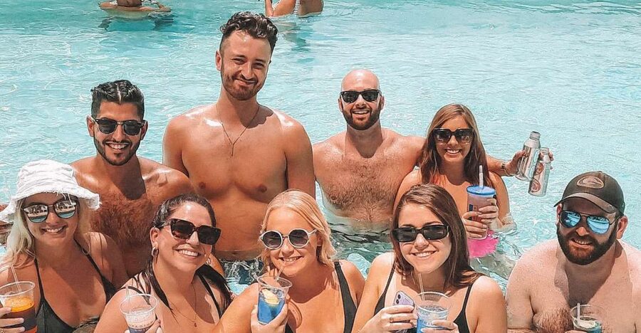 Las Vegas: Pool Crawl with Free Drinks on the Party Bus - Who will enjoy this most