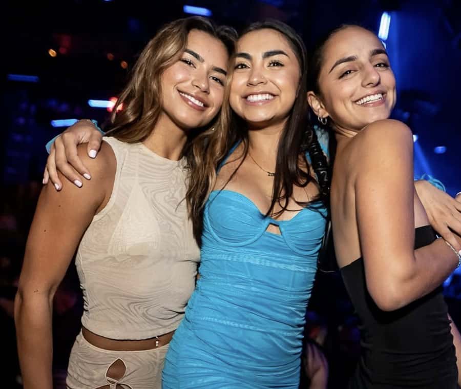 Las Vegas: VIP Club Crawl with Party Bus and Drinks - Practical tips for a smoother night