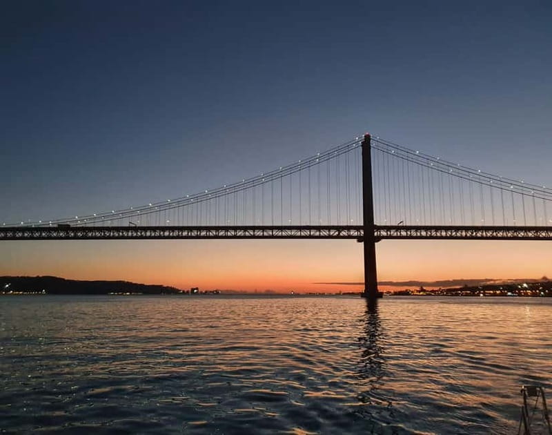 Lisbon: Catamaran Cruise with Drinks & Pastel de Nata - Is $47 a fair price?