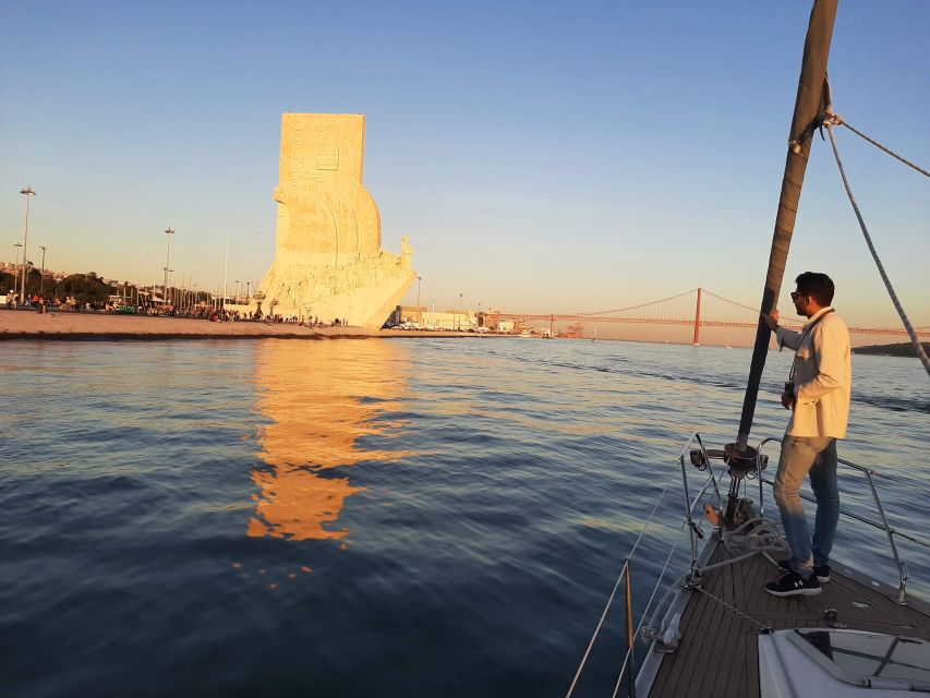 Lisbon: City Skyline Sailboat Cruise with Drink and Snacks - Getting to Santo Amaro without stress