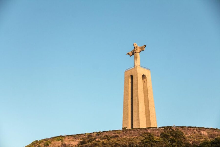 Lisbon: Cruise to the Beach with BBQ, Open Bar and Music - Is $57 good value?