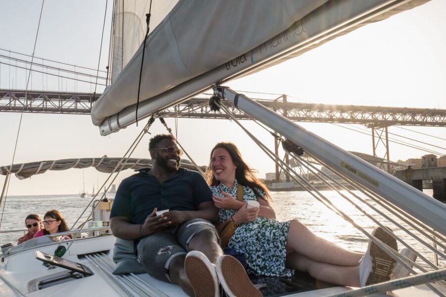 Lisbon: Daytime/Sunset/Night City Sailboat Tour with Drink - Why Lisbon looks different from the Tagus