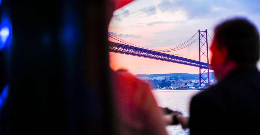 Lisbon: Disco Night Cruise with DJ and Open Bar - From Commerce Square into the open river