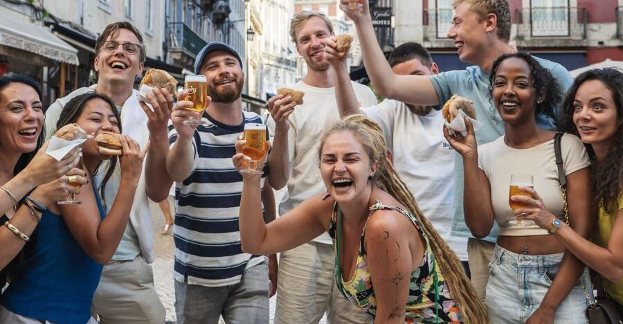 Lisbon Food Tour with Drinks and Food Included - Seafood, sardines, and the main course