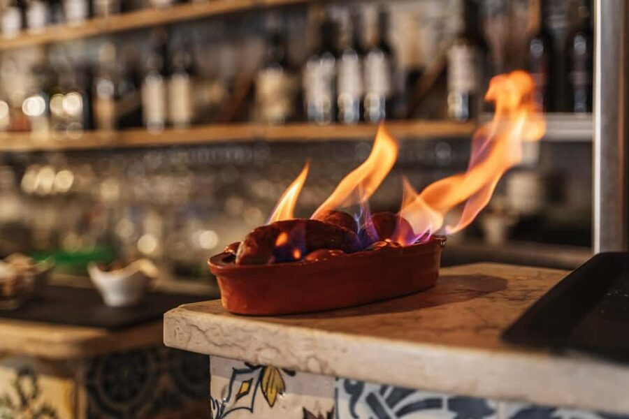 Lisbon Food Tour with Drinks and Food Included - The guides make the difference