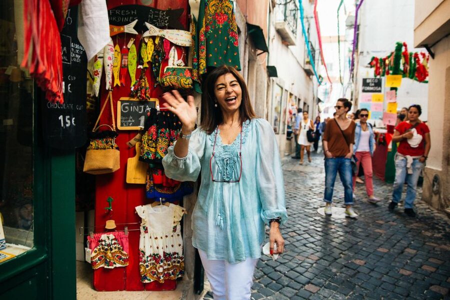 Lisbon: Private Evening Tour with Drinks & Bites in Alfama - What the private format adds at $95
