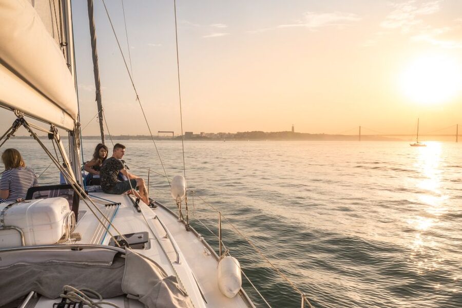 Lisbon: Private Sunset Cruise on the Tagus River with Drink - Why the Tagus is Lisbon’s best sunset seat
