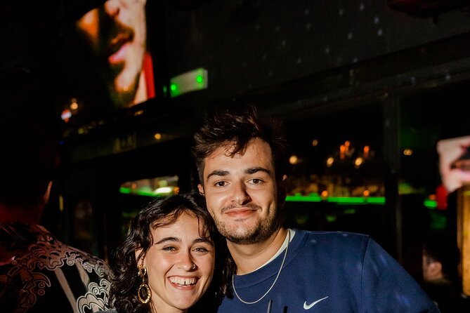 Lisbon: Pub Crawl with Open Bar, Shots & VIP Club Entry - Lisbon nightlife without the guesswork