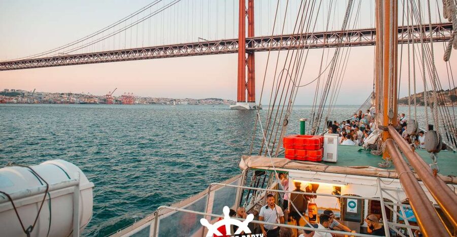 Lisbon: Sunset Boat Party with 2 Drinks and Free Club Entry - Sunset from Lisbon’s best side