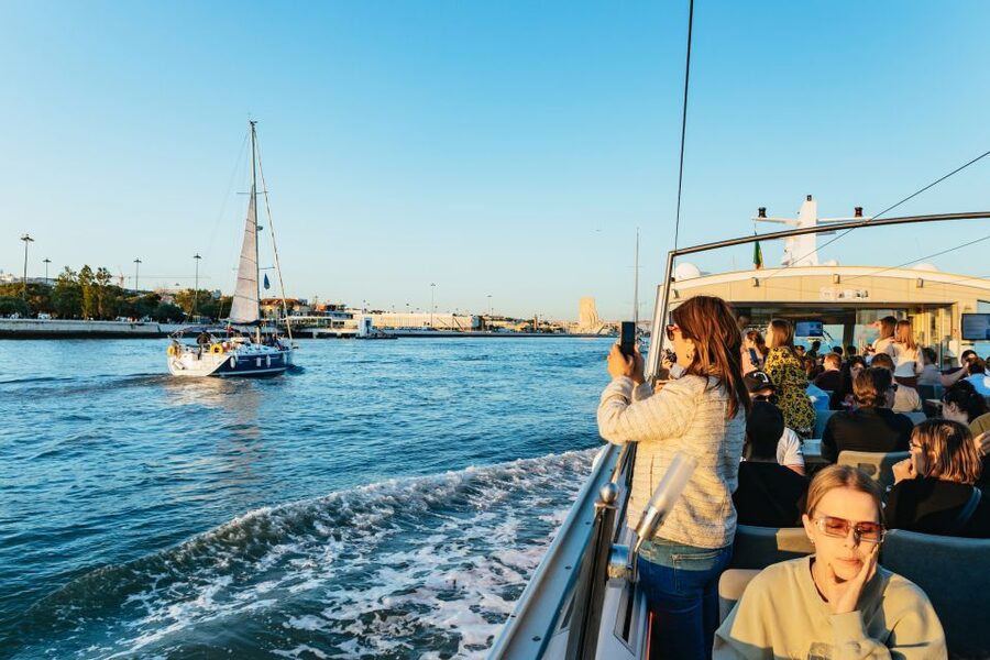 Lisbon: Sunset Cruise with Welcome Drink and Snacks - Is $35 a fair price?