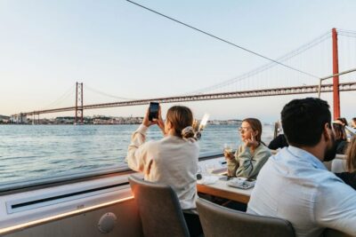Sunset Cruise with Welcome Drink and Snacks