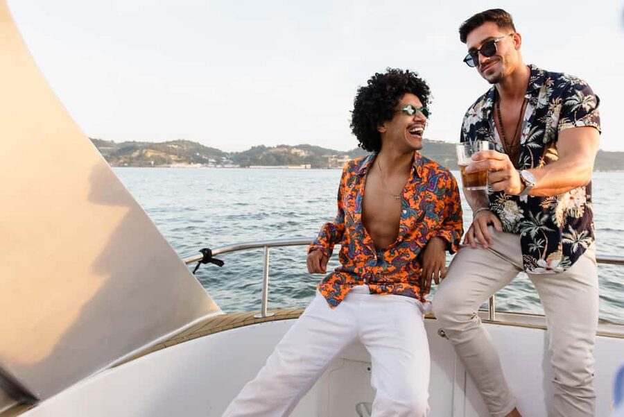 Lisbon: Sunset/Night Boat Party with Open Bar, Snacks & DJ - Key things to know before you book