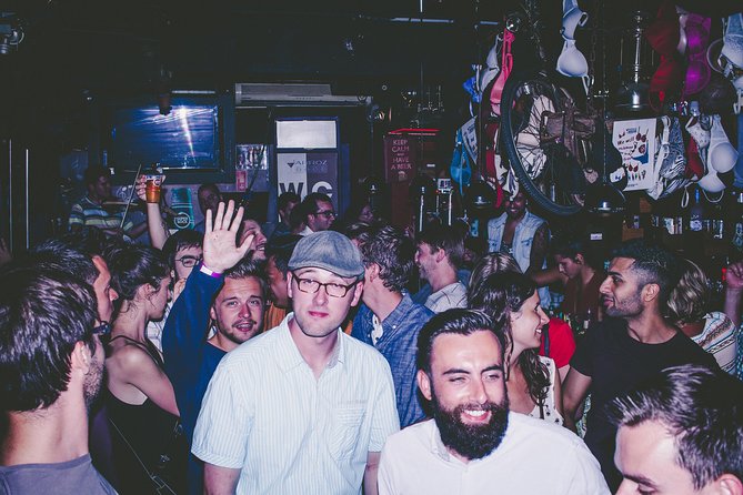 Lisbon Wild Pub Crawl - Timing, clothing, and simple night-out tips
