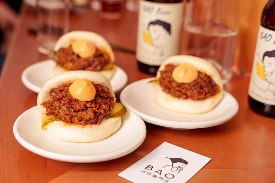 Local Foodie Adventure in London: 10+dishes, drinks and more - The main food stops and London’s international table