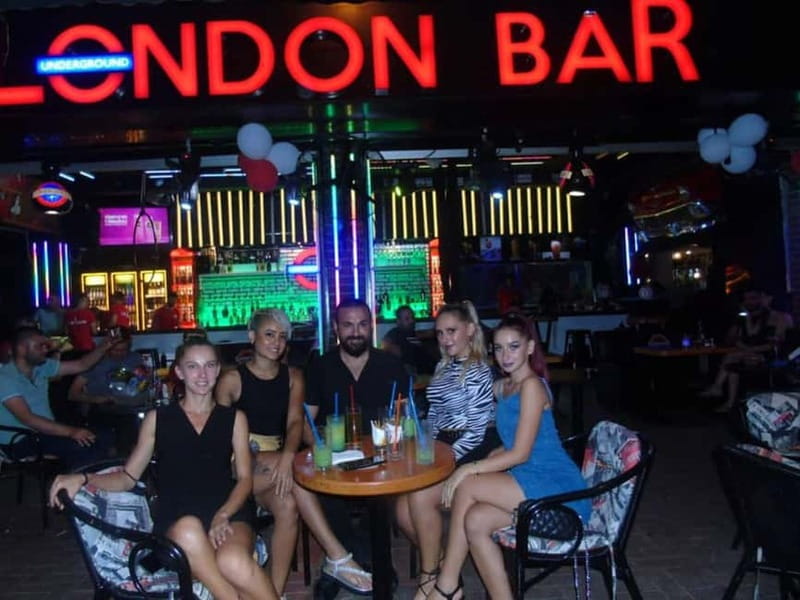 London Bar Meetup: Entry, Safe Original Drink & Transfer - What happens inside London Bar