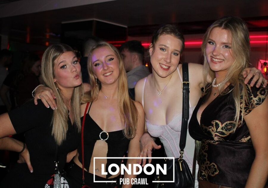 London: Central London Pub Crawl with Drink Deals - Starting at Zoo Bar near Leicester Square