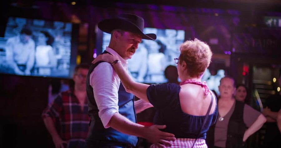 London: Country Dance Party with Bottomless Brunch - 12:30pm brunch and bottomless drinks