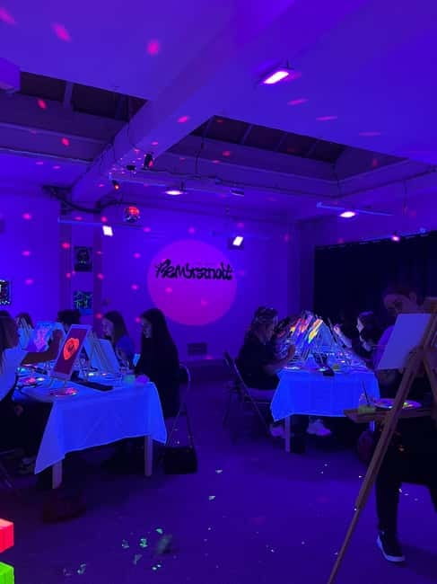 London: Paint and Sip in the Dark with Bottomless Drinks - Music, disco balls, and the social mood