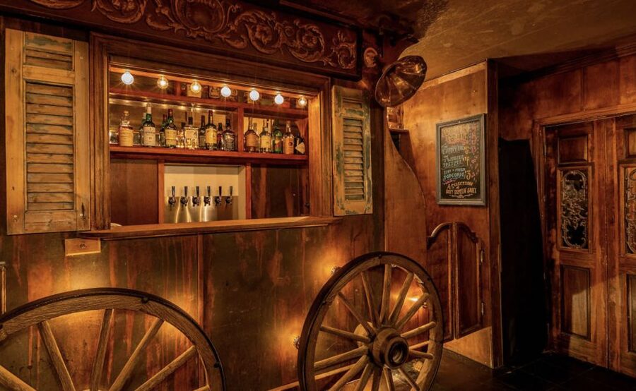 Los Angeles: Speakeasy Bar Hopping Tour with Drink - The final stop: Havana-style music and late-night energy