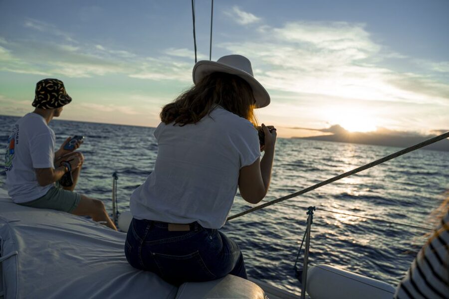 Los Gigantes: Sailing Excursion with Swimming, Drink & Tapas - Setting out from Puerto de Los Gigantes