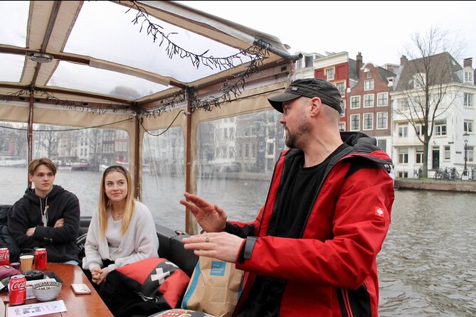 Luxury Amsterdam Canal Cruise – Unlimited Cocktails Included (1H) - Who will enjoy this Amsterdam canal cruise
