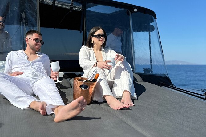 Luxury Catamaran Cruise, Dia Island –Open Bar & Lunch -Top Rated! - Key points to know before booking